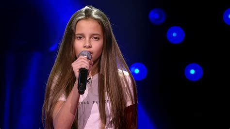 Romy - 'Same Old Love' | Blind Auditions | The Voice Kids | VTM Accordi - Chordify