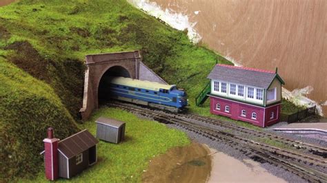 Metcalfe Signal Box card kit, n gauge model railway kit review - YouTube