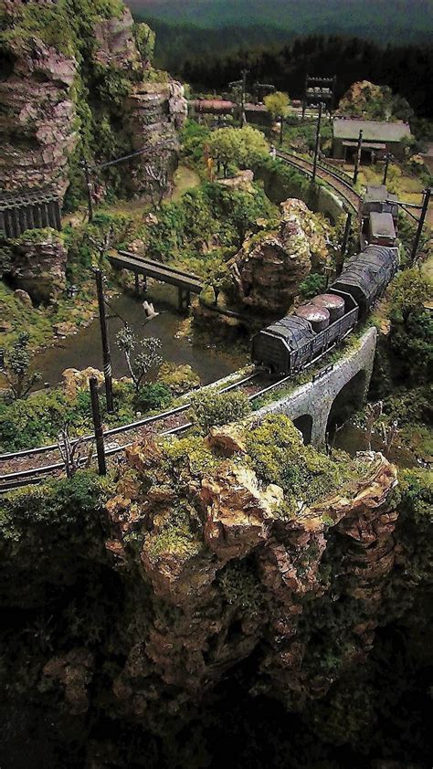 Pin by Stephen R on Ho Scale Train Layout | Model train scenery, Model ...