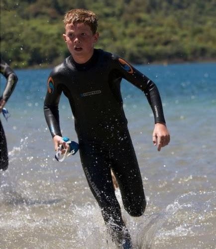 Kids’ Triathlon Wetsuit Tips - Complete Tri