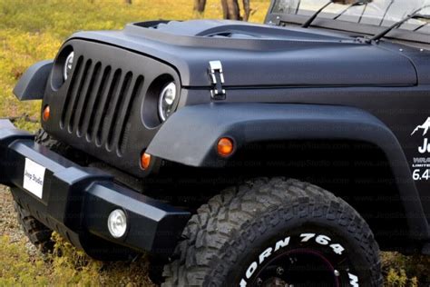 This Modified Mahindra Thar Is A Wannabe Jeep Wrangler