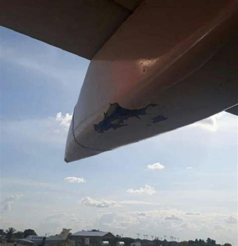 INCIDENT: 737 Skims Rooftops After Engine Failure! - Mentour Pilot