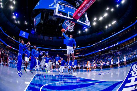 Kaodirichi Akobundu-Ehiogu - 2022-23 - Men's Basketball - University of Memphis Athletics