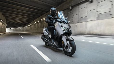 2023 Yamaha XMAX [Specs, Features, Photos]