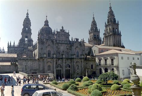 File:Cathedral square Santiago de Compostela.jpg - Wikipedia