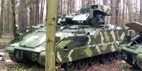 First photos of M2 Bradley’s in Ukraine’s green-and-gray camo appear / The New Voice of Ukraine