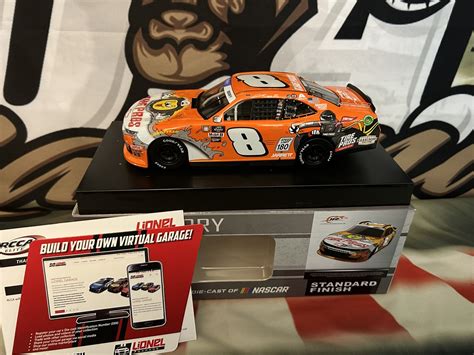 Josh Berry 2022 Tire Pros Darlington Throwback 1:24 Nascar Diecast — GOAT Racing Diecast