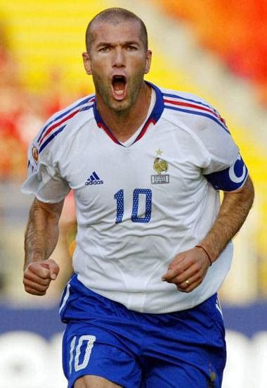 Football Players: Zinedine Yazid Zidane Profile and Images-Pictures 2012