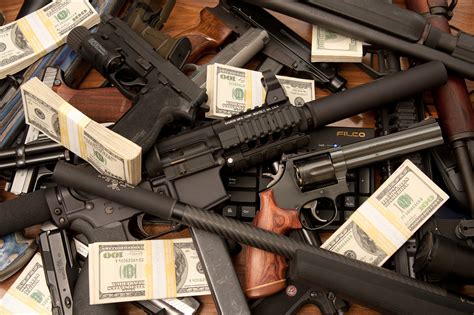 Guns and money wallpaper - SF Wallpaper