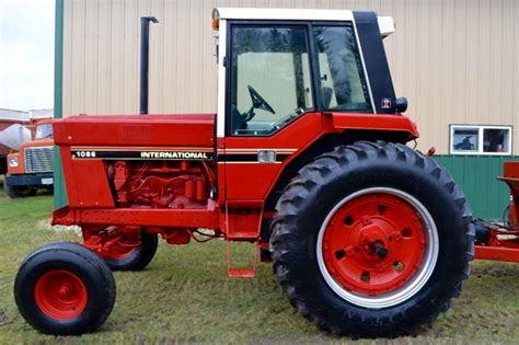 IH 1086 | Tractors, International tractors, Case ih tractors