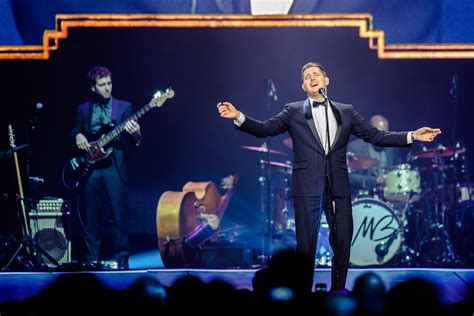 Michael Buble concert review: Lots of covers, lots of charm at Verizon Center - The Washington Post