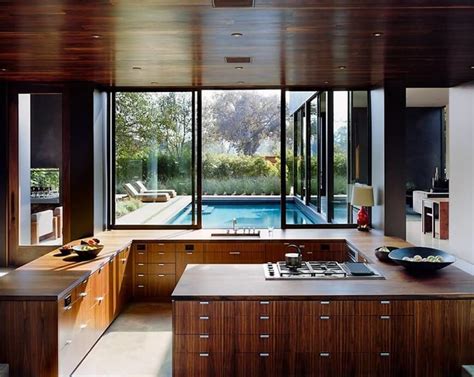 23 Gorgeous G-Shaped Kitchen Designs (IMAGES)