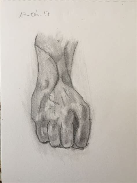 Attempt at drawing a realistic fist by Aichou4 on DeviantArt