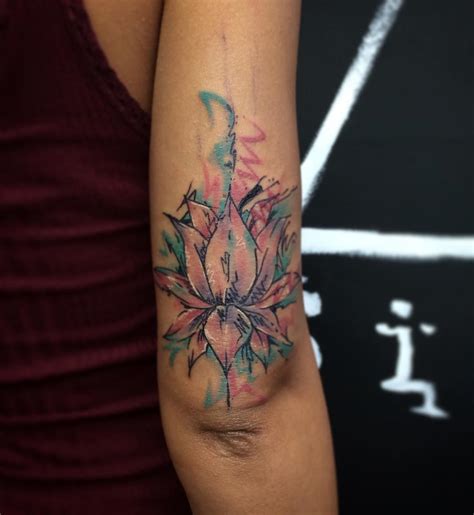 Watercolor Lotus Flower | Best tattoo design ideas