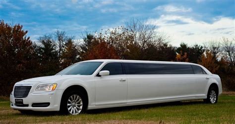 Chrysler 300 Stretch Limousine