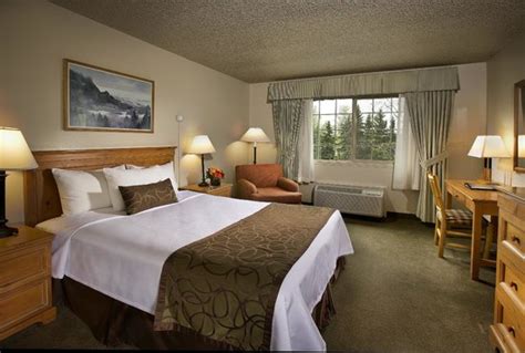 COAST INTERNATIONAL INN $80 ($̶1̶3̶2̶) - Prices & Hotel Reviews ...