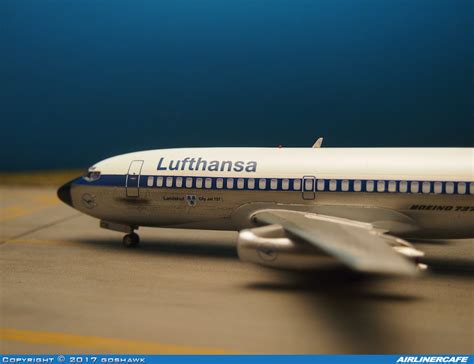 Authentic Airliners Boeing 737-200 #21568 – Airlinercafe