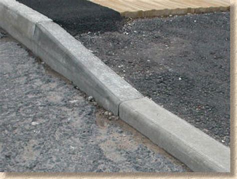 Eaton Transition Kerbs HB2/BN2 - Tippers - Builders Merchant - Building Supplies, Materials ...