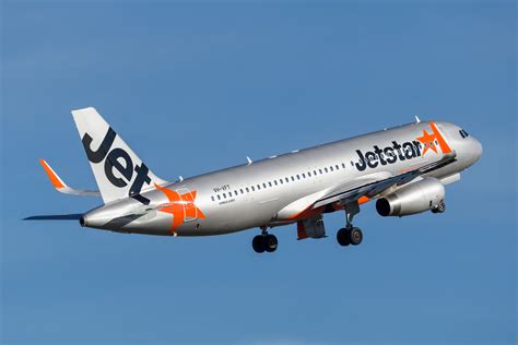 Jetstar employees go on strike, demand higher wages – HRM Asia