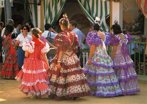 Traditional Costumes RR#8 (Spain) | Women of Sevillanas with… | Flickr