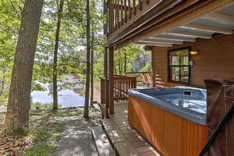 7 Hocking Hills Cabins with Hot Tubs for a Revitalizing Getaway