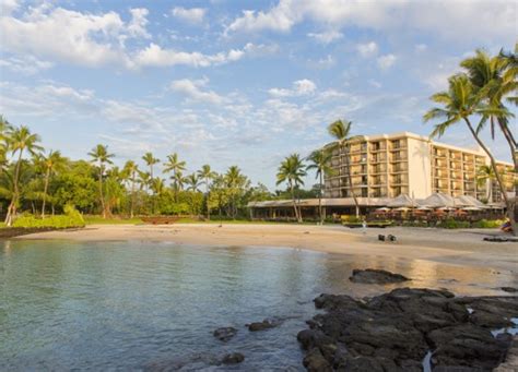 Courtyard King Kamehameha's Kona Beach Hotel - BRE Hotels & Resorts