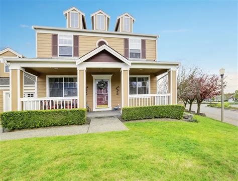 American family house exterior with perfectly kept lawn . Stock Photo ...