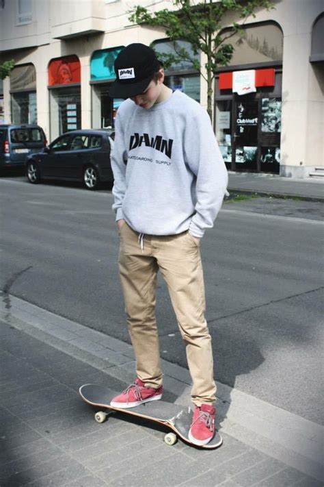 Pin by Manolo Balmelli on Sakte & Bike | Skater outfits, Skateboard fashion, Skater style men