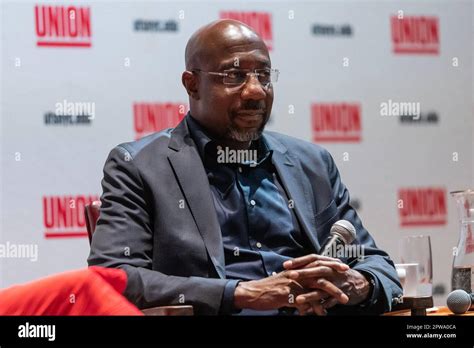 U s senator raphael warnock hi-res stock photography and images - Alamy