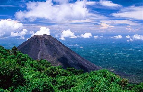 Should El Salvador be on your travel bucket list? | Cerro verde national park, Central america ...