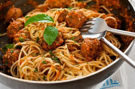 Classic Italian spaghetti meat balls - The Spice People