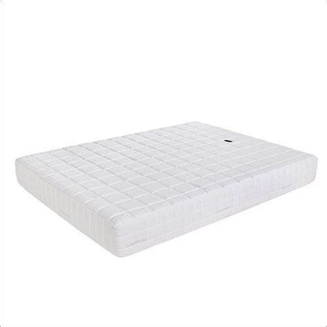 Queen Magniflex Mattress at best price in Chennai by Vishvesh ( A Unit Of Vishvesh Textiles The ...