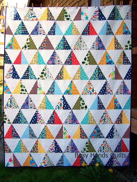 Triangle Quilt Blocks Playing With Kona Solids – Quilt Pattern Ideas