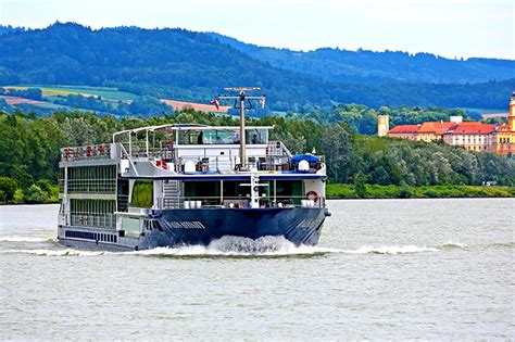 Avalon Waterways River Cruises | River Holidays| Iglu Cruise