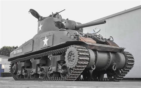 1943 M4A1 Sherman Tank | GearMoose