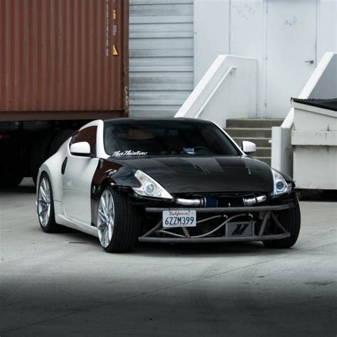 Custom 2018 Nissan 370Z | Images, Mods, Photos, Upgrades — CARiD.com ...