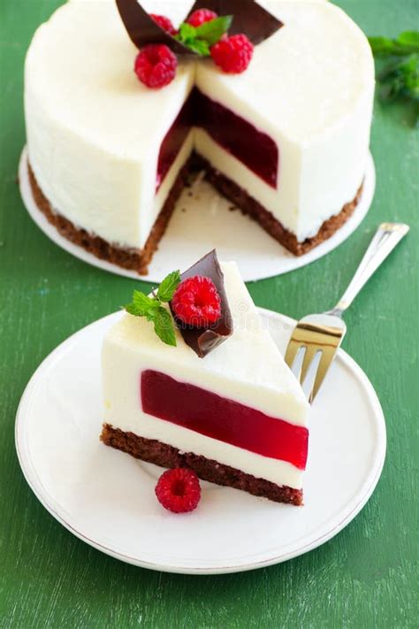 Delicious raspberry cake stock image. Image of jelly - 46240633