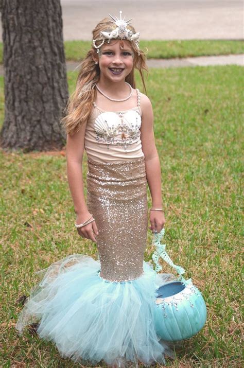 #mermaid #kidscostume DIY mermaid costume. Kids Halloween costume. Children’s Halloween costume ...