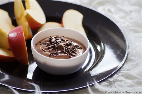 Chocolate Greek Yogurt Dip Recipe - Easy Yogurt Chocolate Dip for Fruits