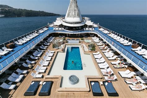 Pool & Whirlpools on Oceania Riviera Cruise Ship - Cruise Critic