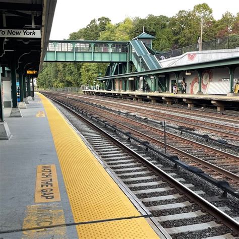 Metro North - Dobbs Ferry Train Station - 9 tips from 1314 visitors