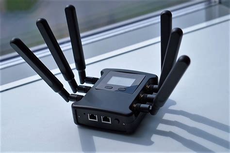 Portable Mobile Router | Design of Portable Router with 3 LTE/3G Modems