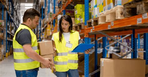 Warehouse Associate: Job Description and Responsibilities