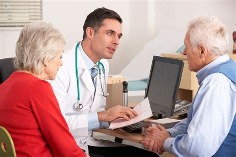 What is geriatric medicine? | Top Doctors