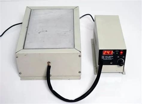 Digital Temp.controlled Hot Plate 300mmx200mm at Rs 18500/piece | Temperature Timer in Pune | ID ...