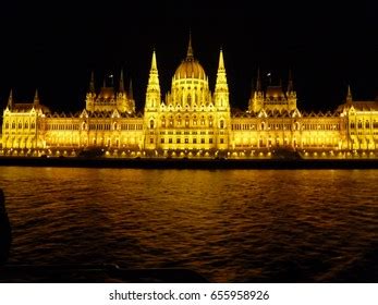 Parliament Budapest Night Stock Photo 655958926 | Shutterstock