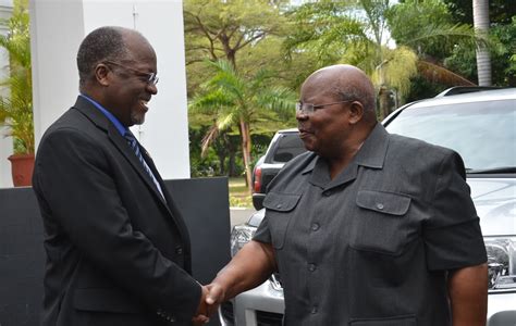 Rais Magufuli Akutana na Rais Mstaafu Mkapa, Jaji Warioba Ikulu-Dar ...