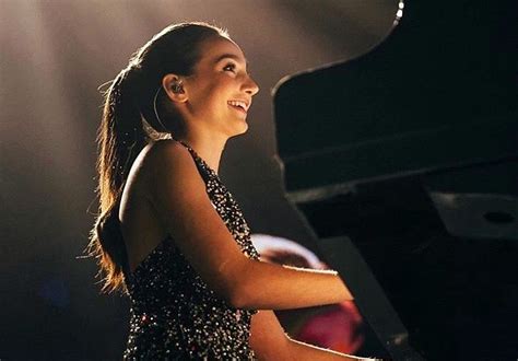 Piano prodigy Emily Bear to hit Israel for benefit concerts | The Times of Israel