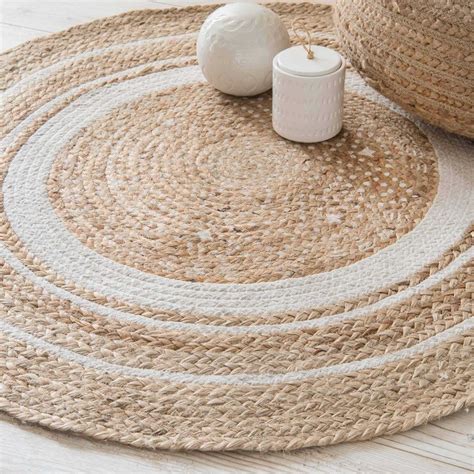 Tapis | Maisons du Monde | Jute round rug, Natural jute rug, Rugs on carpet