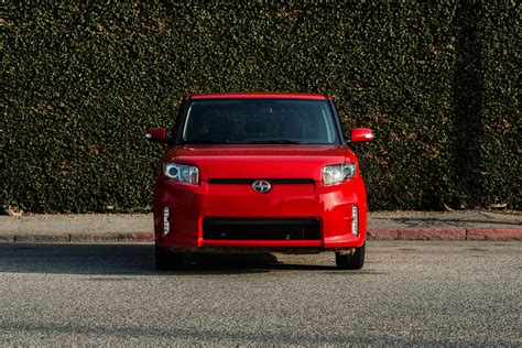 Scion Xb 2015 Scion xB Base 2015 - International Price & Overview